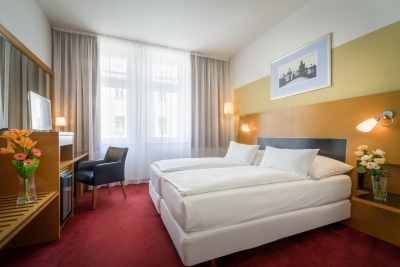 Hotel Theatrino Prag - Doppelzimmer Standard mit Zustellbett